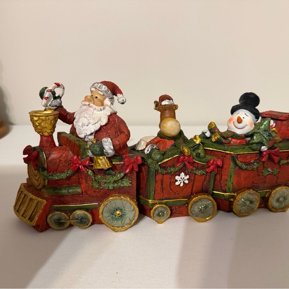 3/$15 Christmas Shelf Decor - Picture 2 of 9